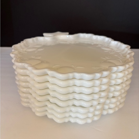 Vintage Hazel Atlas Opaque Milk Glass Tree of Life Plates & Cups 16 pieces - Picture 2 of 10